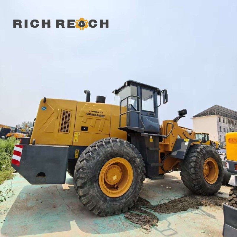 Front view of a 2021 Longking 855 wheel loader with rugged construction, priced at $23,611